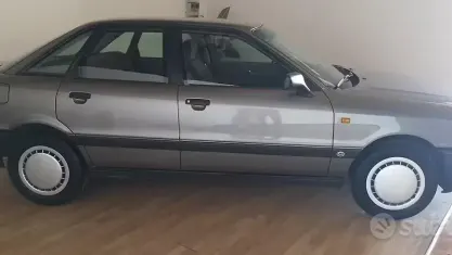 Usata Audi 80 73 CV (53 kW) 1989 Grigio Berlina