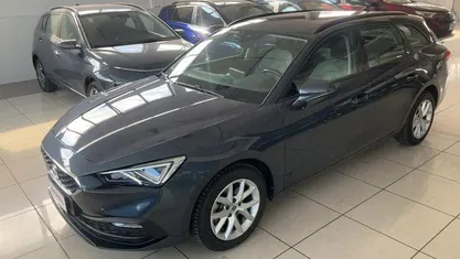 Usata Seat Leon Business 150 CV (110 kW) 2021 Grigio