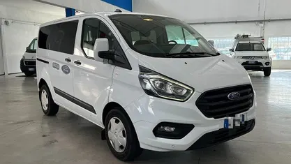 Bianco pastello Usata 2019 Ford Tourneo Custom Furgone | 22.490 € (Ottimo prezzo)