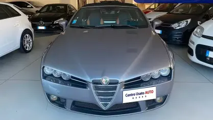 Begagnad Alfa Romeo Spider 200 HK (147 kW) 2007 Cab