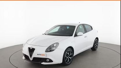 Second-hand Alfa Romeo Giulietta Super 120 CP (88 kW) 2017 Alb Hatchback