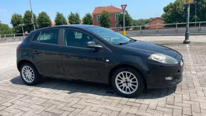 Usata Fiat Bravo Dynamic 90 CV (66 kW) 2011 Nero Utilitaria