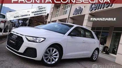 Käytetty Audi A1 Admired 110 HP (80 kW) 2023 Valkoinen Katumaasturi