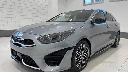 Usata Kia ProCeed GT-Line 140 CV (102 kW) 2025 Utilitaria
