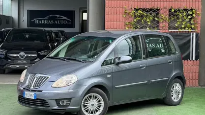 Usata Lancia Musa 77 CV (56 kW) 2009 Other Monovolume