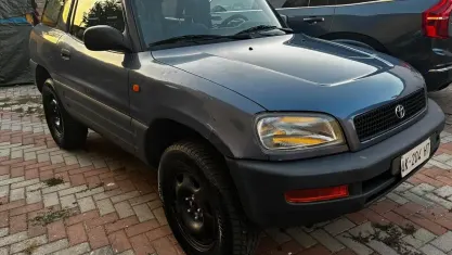 Usata Toyota RAV4 128 CV (94 kW) 1997 Viola Station wagon