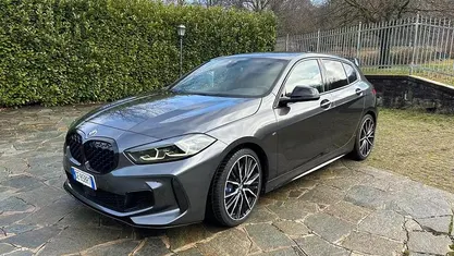 Usata BMW M135 306 CV (225 kW) 2021 Grigio Utilitaria