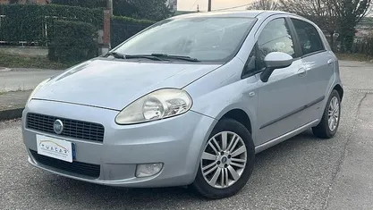 Usata Fiat Grande Punto Dynamic 95 CV (69 kW) 2006 Blu Utilitaria