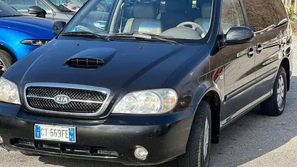 Usata Kia Carnival 144 CV (105 kW) 2005 Nero Monovolume
