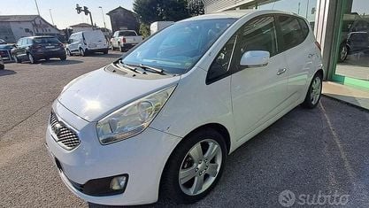 Usata Kia Venga 116 CV (85 kW) 2011 Bianco Utilitaria