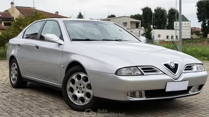 Usata Alfa Romeo 166 Super 205 CV (150 kW) 1999 Gray Berlina