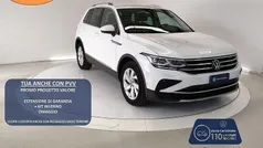 Bianco Usata 2022 VW Tiguan Elegance SUV | 27.800 € (Buon prezzo)