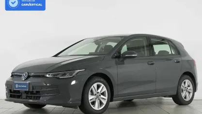Usata VW Golf VIII Life 115 CV (84 kW) 2025