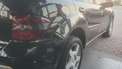 Usata 2006 Mercedes 320 SUV | 9900 €