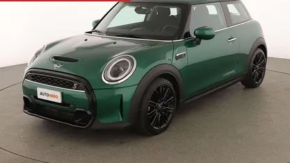 Usata Mini Cooper S Essential 178 CV (130 kW) 2021 Verde Utilitaria