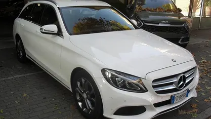 Bianco Usata 2016 Mercedes C180 Tre volumi | 12.950 € (Ottimo prezzo)