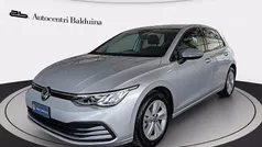 Argento met Usata 2021 VW Golf VIII Life Tre volumi | 20.200 € (Buon prezzo)