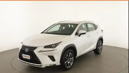 Usata Lexus NX300h Executive Line 197 CV (144 kW) 2018 Bianco SUV