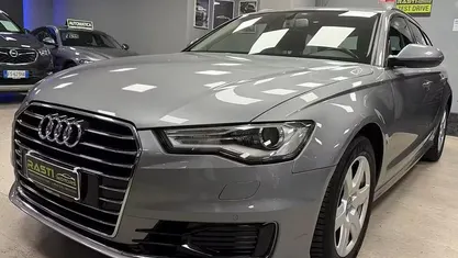 Usata Audi A6 Business Plus 190 CV (139 kW) 2015 Grigio Station wagon