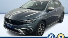 Usata 2022 Fiat Tipo Cross Tre volumi | 15.900 € (Buon prezzo)