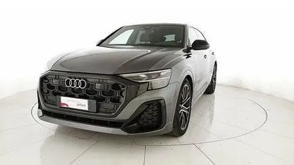Usata Audi Q8 S-Line 286 CV (210 kW) 2025 Grigio SUV