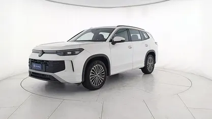 Usata VW Tayron Life 150 CV (110 kW) 2025 0r oryx white perlato SUV