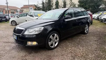 Usata Skoda Octavia Ambition 105 CV (77 kW) 2010 Nero Station wagon