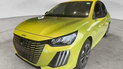 Giallo Usata 2024 Peugeot e-208 Allure Due volumi | 22.650 € (Buon prezzo)