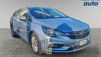 Usata Opel Astra Business 110 CV (80 kW) 2019 Grigio Station wagon