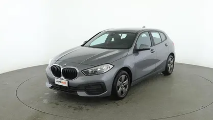 Grigio Usata 2023 BMW 118 Advantage Due volumi | 25.499 € (Super prezzo)