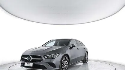 Grigio Usata 2020 Mercedes CLA200 Shooting Brake Station wagon | 20.400 € (Ottimo prezzo)