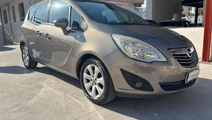 Usata Opel Meriva Cosmo 95 CV (69 kW) 2010 Monovolume