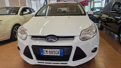 Begagnad Ford Focus 95 HK (69 kW) 2012 Vit Sedan