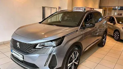 Grigio Usata 2024 Peugeot 3008 GT Tre volumi | 23.400 € (Buon prezzo)