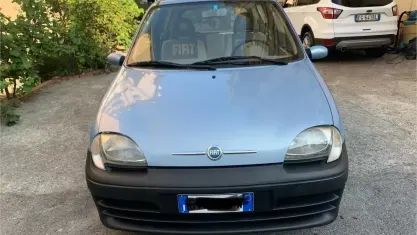 Usata Fiat 600 54 CV (39 kW) 2008 Blu Utilitaria