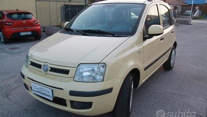 Usata Fiat Panda Dynamic 60 CV (44 kW) 2010 Giallo Utilitaria