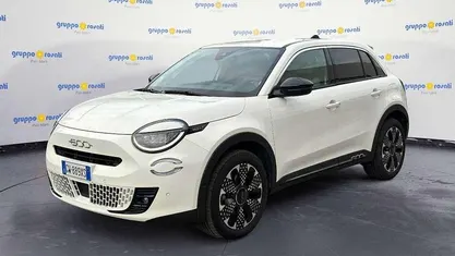 Usata 2025 Fiat 600 La Prima SUV | 21.900 € (Buon prezzo)