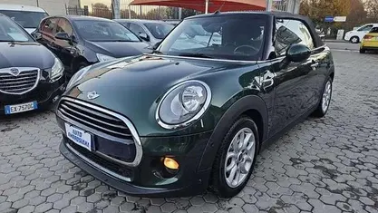 Usata Mini Cooper Cabriolet Hype 116 CV (85 kW) 2016 Cabrio