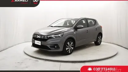 Usata Dacia Sandero Expression 101 CV (74 kW) 2025 Grigio Berlina