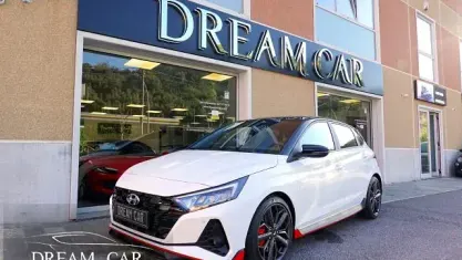 Usata Hyundai i20 N Performance 204 CV (150 kW) 2024 Bianco Berlina