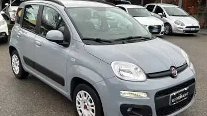 Usata Fiat Panda Lounge 69 CV (50 kW) 2018 Grigio Utilitaria