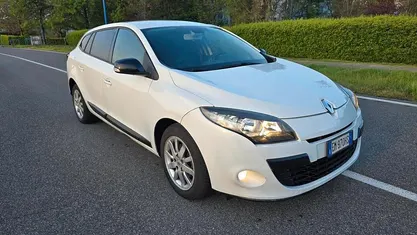 Usata Renault Mégane GrandTour 110 CV (80 kW) 2013 Bianco Station wagon
