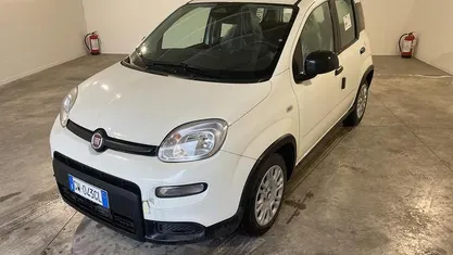 Nero Usata 2024 Fiat Panda S Due volumi | 12.400 € (Buon prezzo)