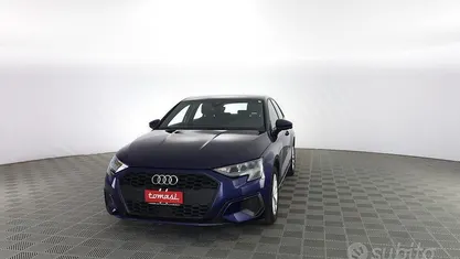 Usata Audi A3 116 CV (85 kW) 2021 Blu navarra Berlina