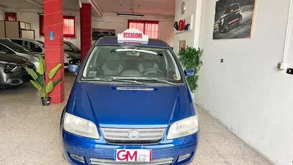 Usata Fiat Idea Dynamic 70 CV (51 kW) 2005 Blu Monovolume
