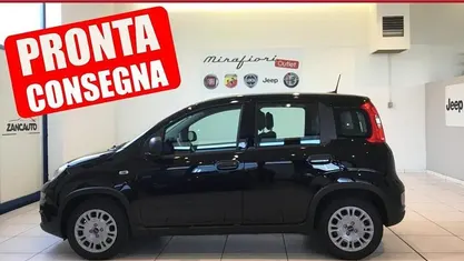Usata 2023 Fiat Panda Due volumi | 13.750 € (Molto cara)