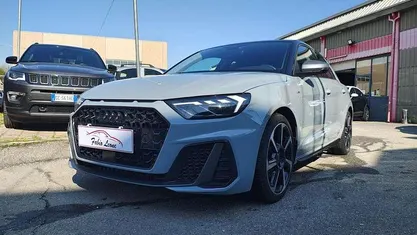 Usata Audi A1 S-Line 110 CV (80 kW) 2023 Grigio tetto nero SUV