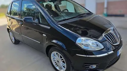 Nero Usata 2011 Lancia Musa Monovolume | 5499 € (Buon prezzo)