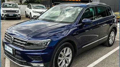 Blu Usata 2017 VW Tiguan Executive SUV | 22.000 € (Cara)