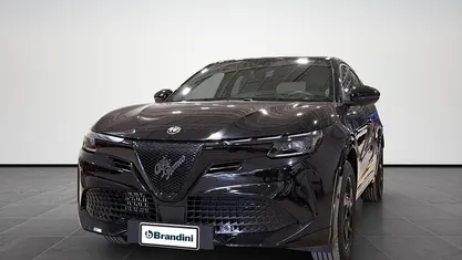 Usata Alfa Romeo Junior 145 CV (106 kW) 2025 Nero SUV